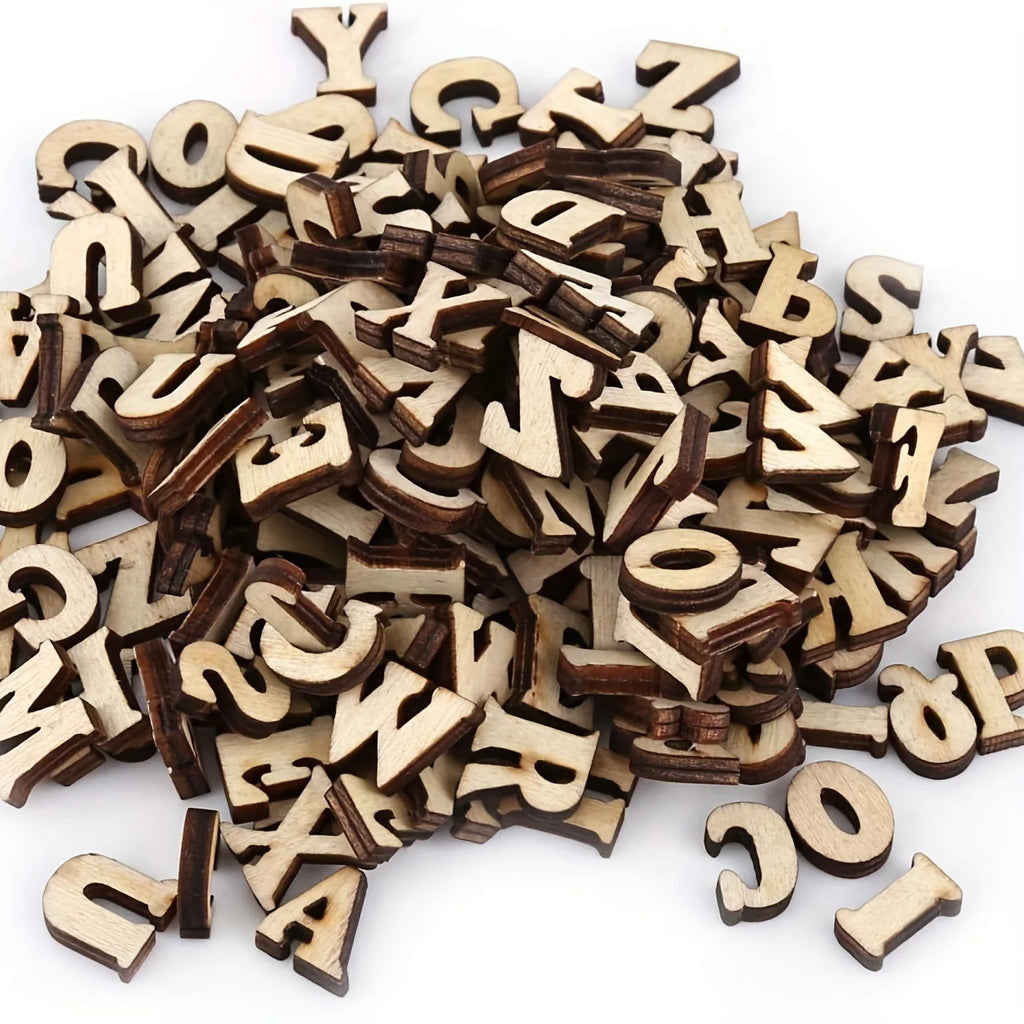 100Pcs Mixed Wooden A Z Letters