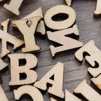 100Pcs Mixed Wooden A Z Letters